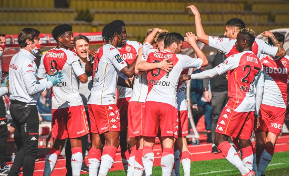  斯特拉斯堡主场遇强则强，逼平豪门展现黑马本色