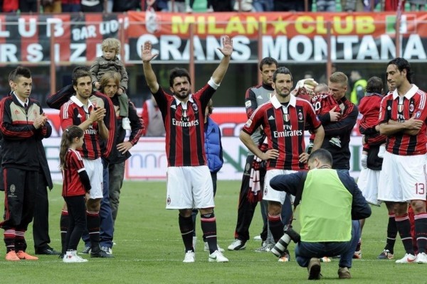  佛罗伦萨青年军崛起，新星伊科内梅开二度惊艳全场